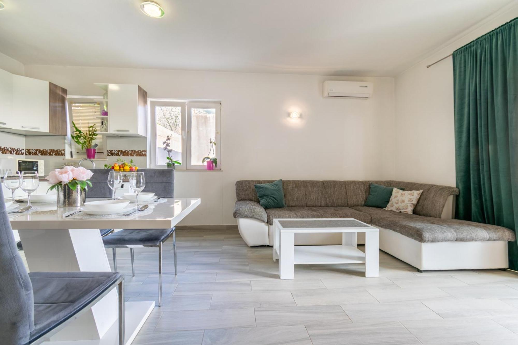 Apartman Buljan Makarska Zewnętrze zdjęcie